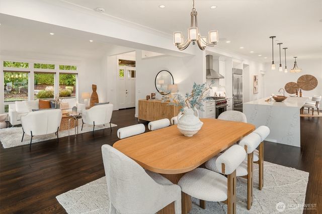 9942 SE 39th Street, Mercer Island, WA 98040