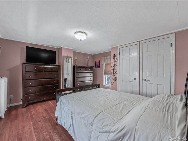 146-07 17th Avenue, Whitestone, NY 11357