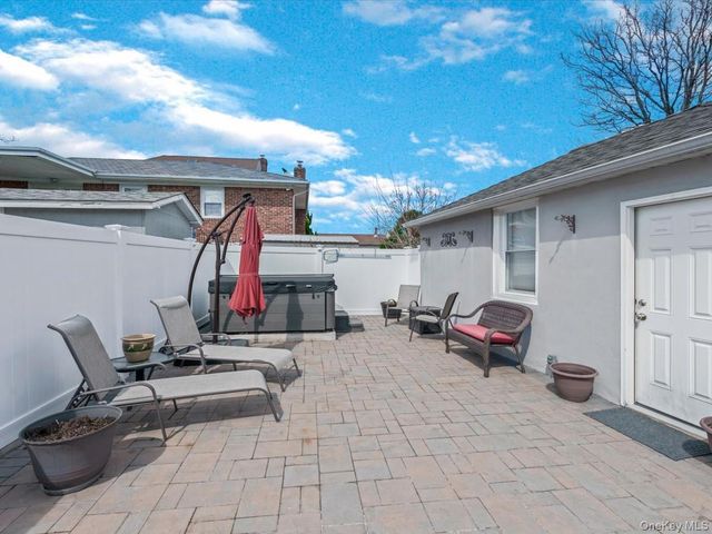 146-07 17th Avenue, Whitestone, NY 11357