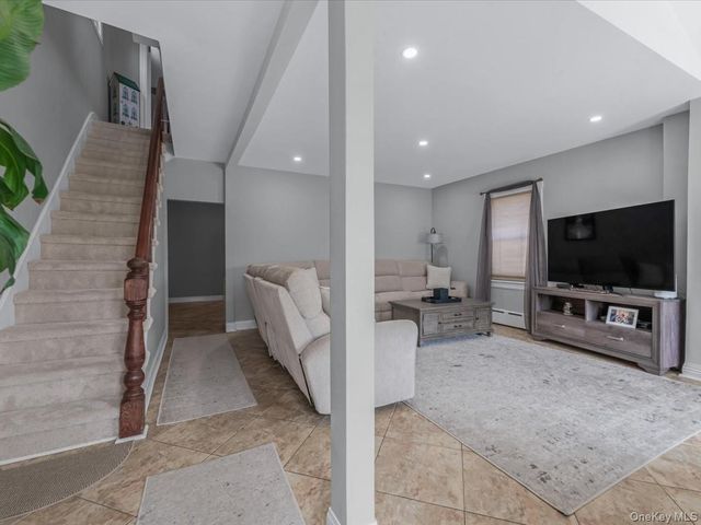 146-07 17th Avenue, Whitestone, NY 11357