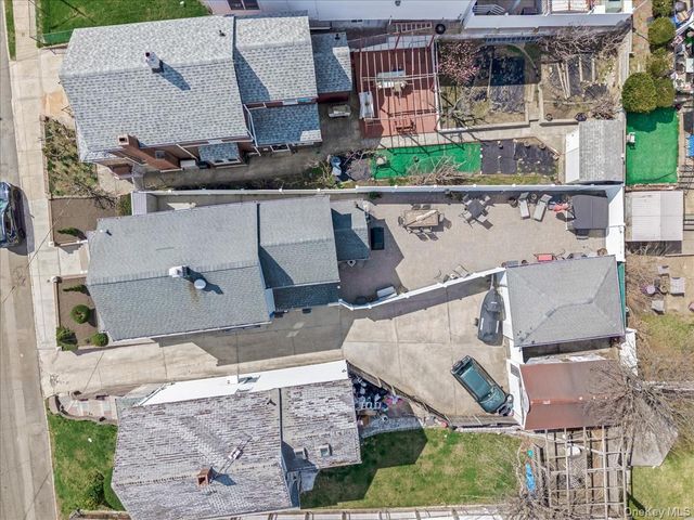 146-07 17th Avenue, Whitestone, NY 11357