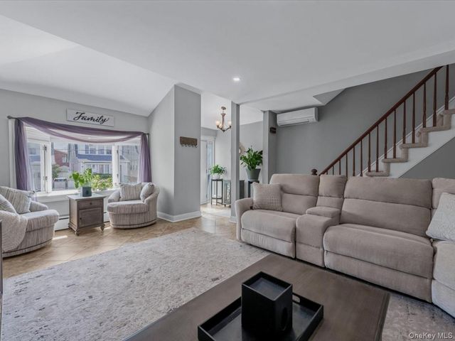 146-07 17th Avenue, Whitestone, NY 11357