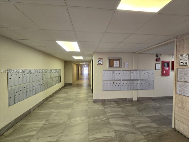 6940 Miami Gardens Dr 1-319, Hialeah, FL 33015