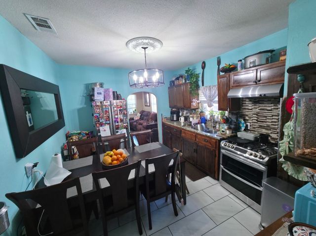 1504 Rowan Avenue, Dallas, TX 75223