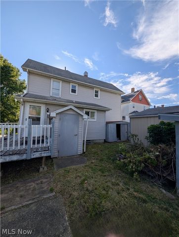 33 Hyde Avenue, Niles, OH 44446