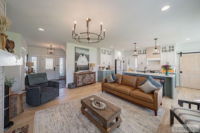 7123 S High Willow Lane, Idaho Falls, ID 83406