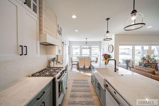 7123 S High Willow Lane, Idaho Falls, ID 83406