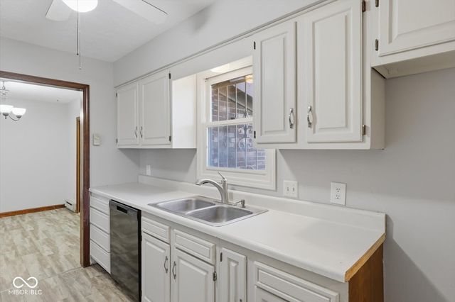 4661 N Frontage Road, Fairland, IN 46126