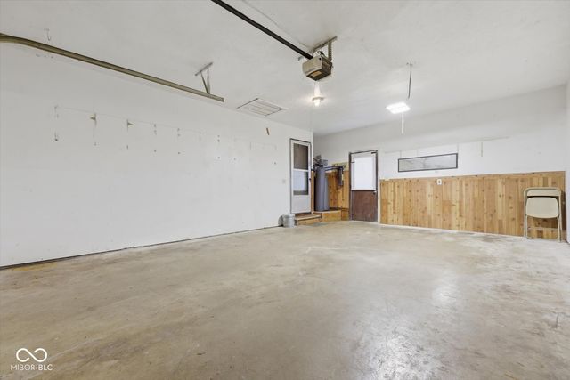 4661 N Frontage Road, Fairland, IN 46126
