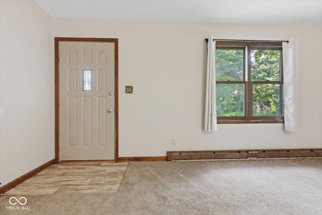 4661 N Frontage Road, Fairland, IN 46126