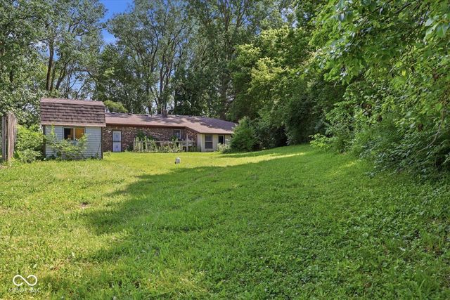 4661 N Frontage Road, Fairland, IN 46126
