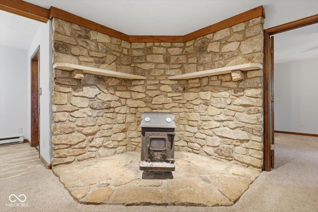 4661 N Frontage Road, Fairland, IN 46126