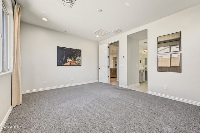 8924 W VERMONT Avenue, Glendale, AZ 85305
