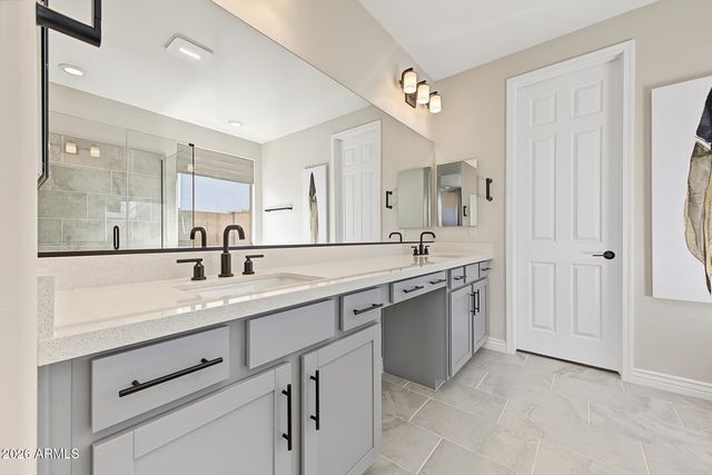 8924 W VERMONT Avenue, Glendale, AZ 85305