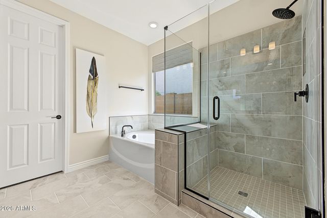 8924 W VERMONT Avenue, Glendale, AZ 85305