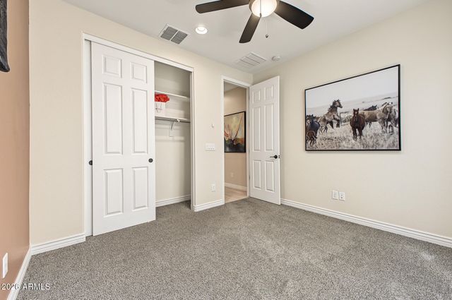 8924 W VERMONT Avenue, Glendale, AZ 85305
