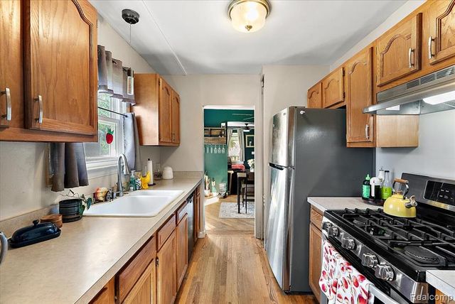 28828 Galloway Street, Roseville, MI 48066