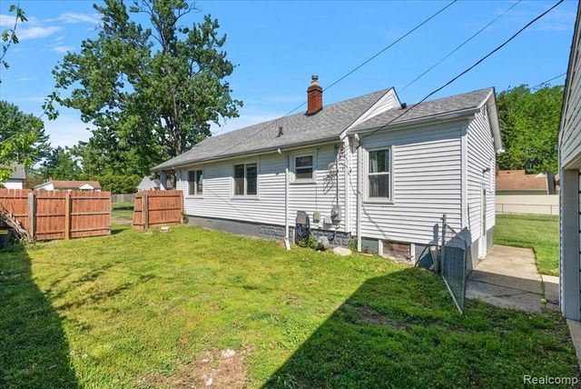 28828 Galloway Street, Roseville, MI 48066