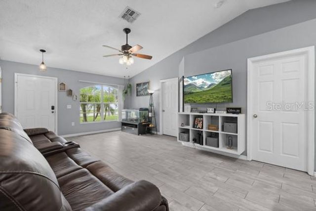 2472 PINE CHASE CIRCLE, St Cloud, FL 34769