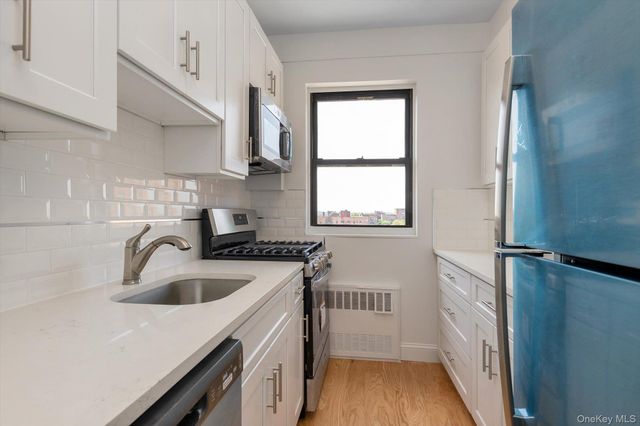 99-52 66 Road W7, Rego Park, NY 11374