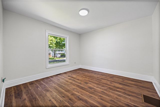 347-349 Flower City Park 347, Rochester, NY 14615