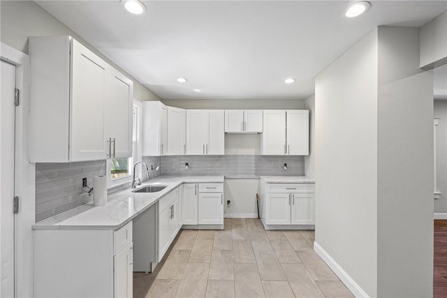 347-349 Flower City Park 347, Rochester, NY 14615