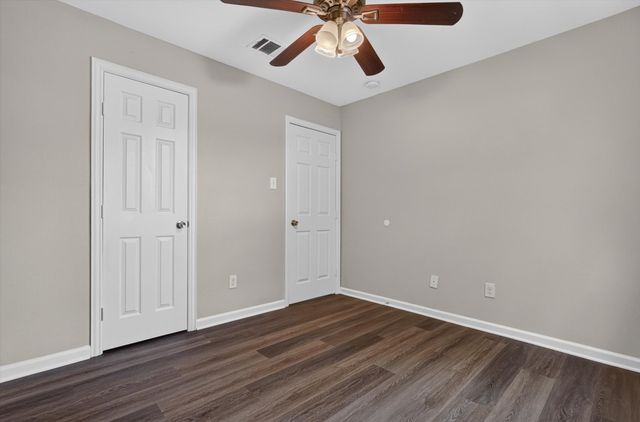 624 Hallvale Drive, White Settlement, TX 76108
