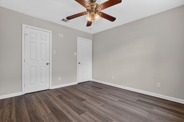624 Hallvale Drive, White Settlement, TX 76108