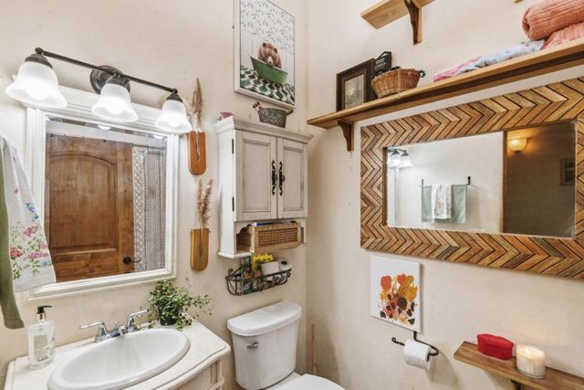 37140 Nason Road, Carmel Valley, CA 93924