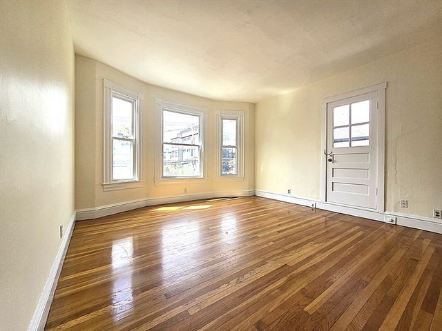 45 Auburn 2, Brookline, MA 02446