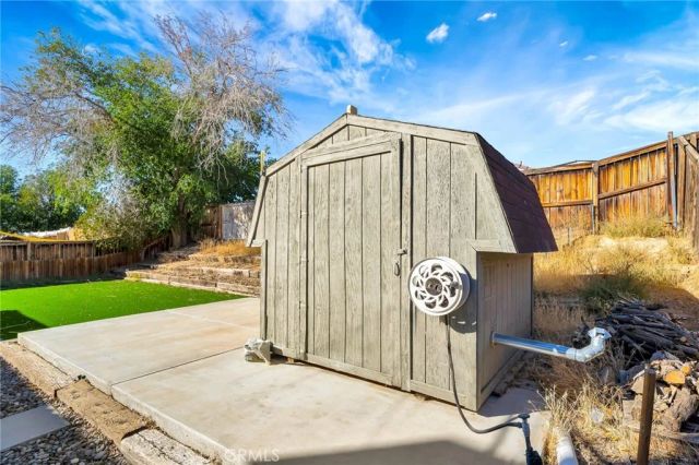 1009 Heatherfield, Rosamond, CA 93560
