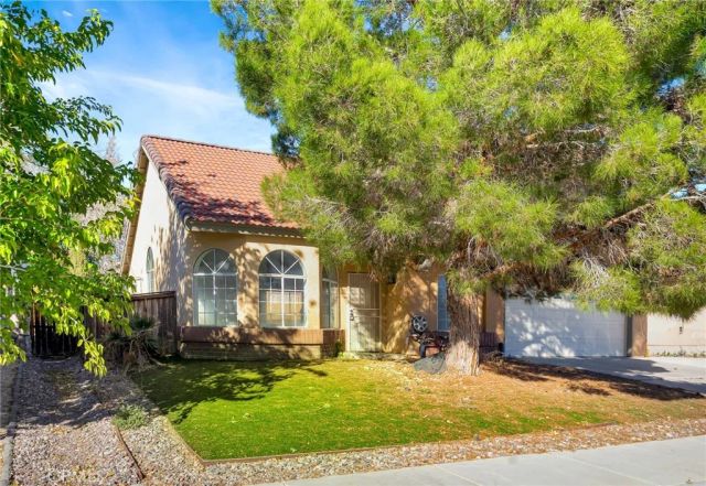 1009 Heatherfield, Rosamond, CA 93560
