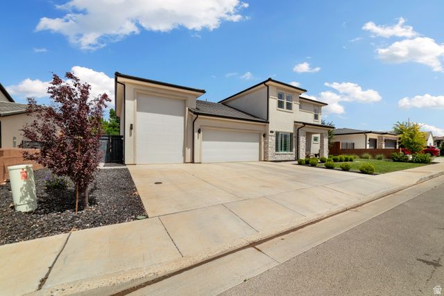 74 W ELINOR LN, Washington, UT 84780