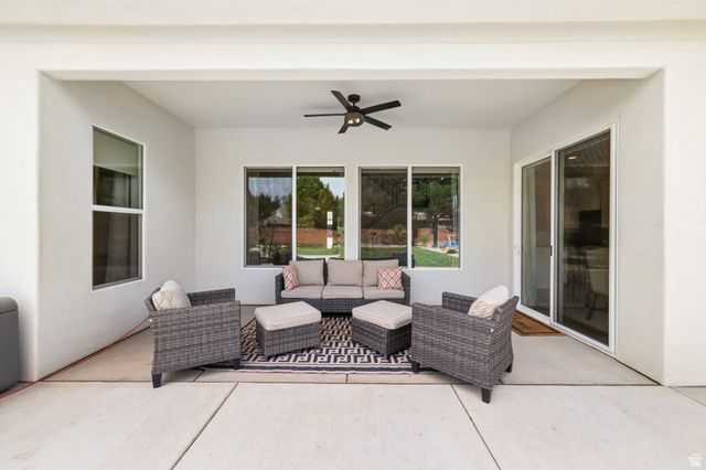 74 W ELINOR LN, Washington, UT 84780