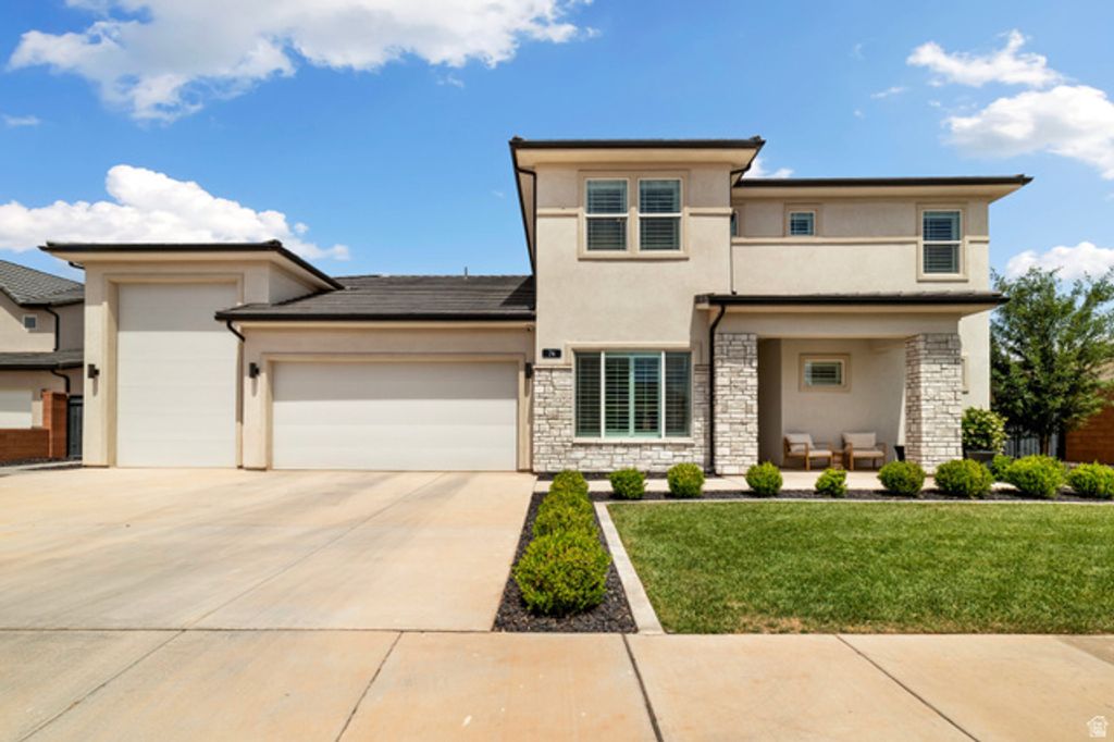 74 W ELINOR LN, Washington, UT 84780