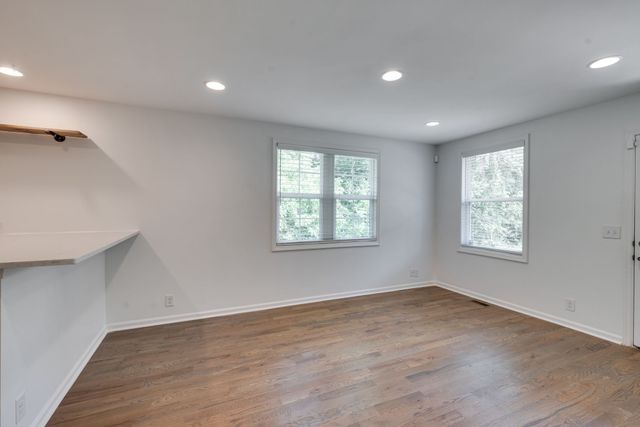 2322 Hidden Terrace Ct, Nashville, TN 37216