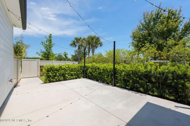 22 PARK CENTER Avenue, Ponte Vedra, FL 32081
