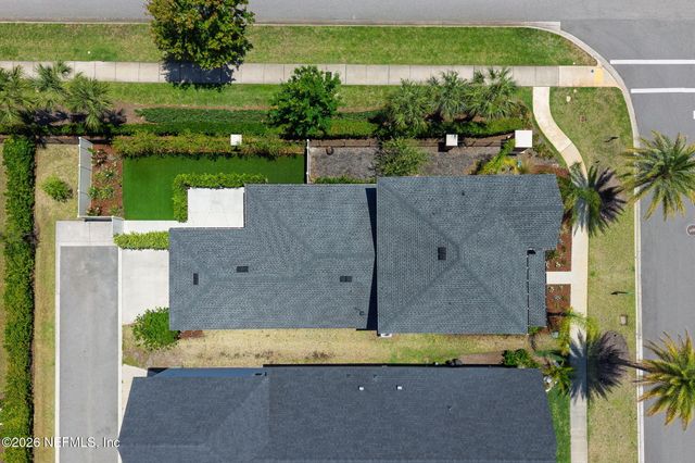 22 PARK CENTER Avenue, Ponte Vedra, FL 32081