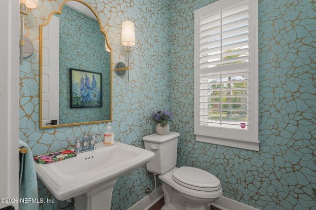 22 PARK CENTER Avenue, Ponte Vedra, FL 32081