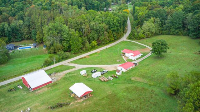 16604 Texas Road SE, Heath, OH 43056