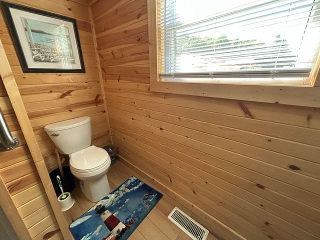 16604 Texas Road SE, Heath, OH 43056