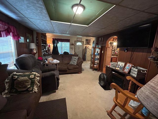 16604 Texas Road SE, Heath, OH 43056