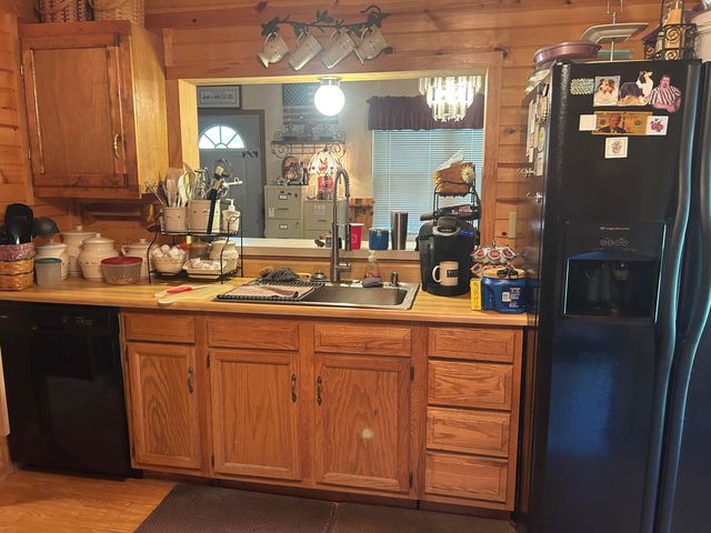 16604 Texas Road SE, Heath, OH 43056