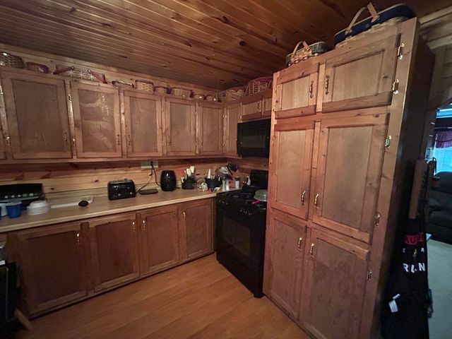 16604 Texas Road SE, Heath, OH 43056