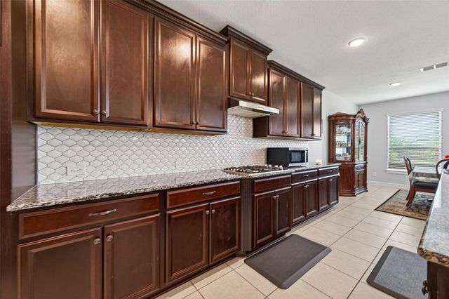 5414 Pellinore Trail, Missouri City, TX 77459