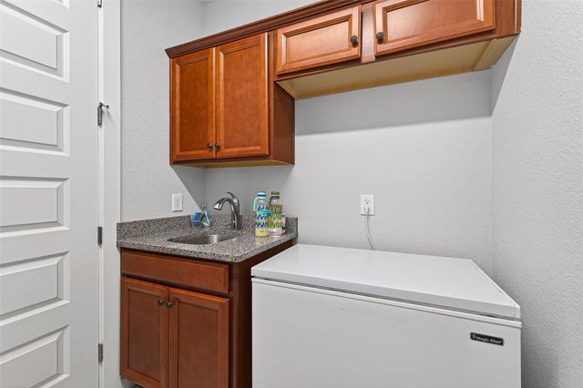 5414 Pellinore Trail, Missouri City, TX 77459