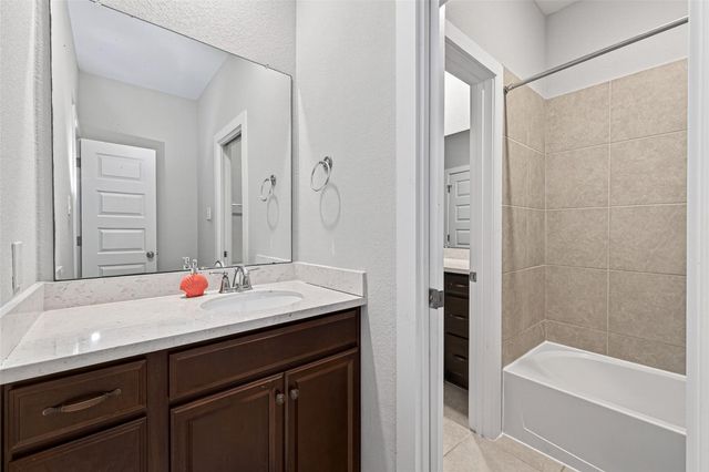 5414 Pellinore Trail, Missouri City, TX 77459
