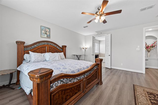 5414 Pellinore Trail, Missouri City, TX 77459