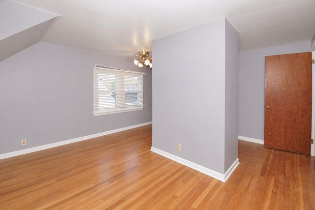 32 S College Street, Batavia, IL 60510