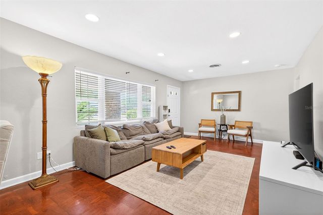 1448 CUMBIE STREET, Orlando, FL 32804